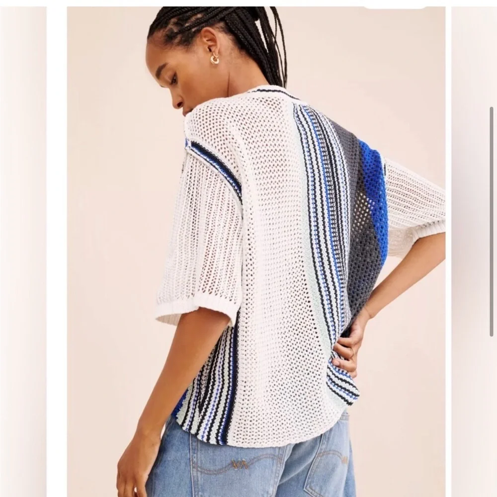 BDG UO Domino white‎ blue black crochet sweater top tee shirt Size Medium new